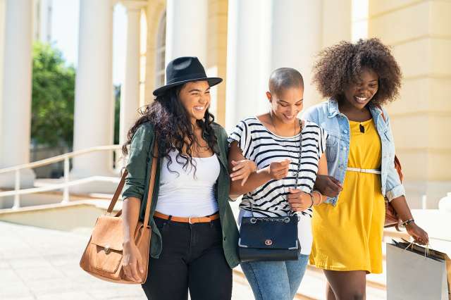 A group of friends walk together. This relates to concepts of therapy in Kansa City, MO. Our online therapist in Kansas City, MO can offer you effective online therapy in Kansas City, MO.