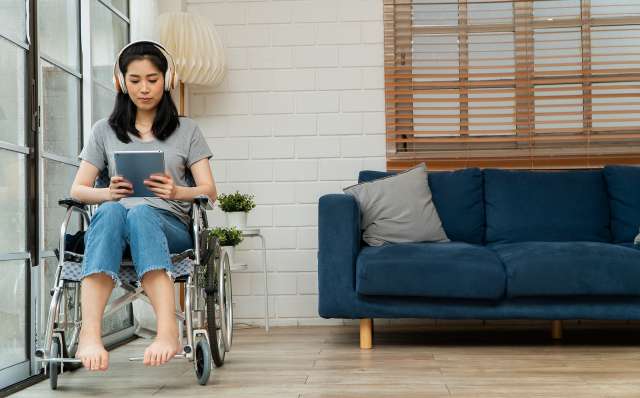 A person is using a laptop. This relates to concepts of online therapy in Blue Springs, MO. Our online therapist in Blue Springs, MO offer effective online therapy in Kansas City, MO.