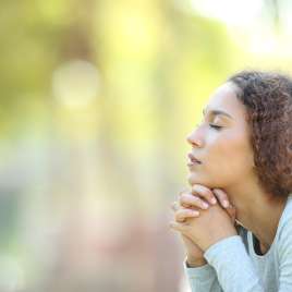 A girl sits. This is related to therapy in St. Louis, MO. Our therapists in St. Louis, MO offer effective therapy and online therapy in Missouri.